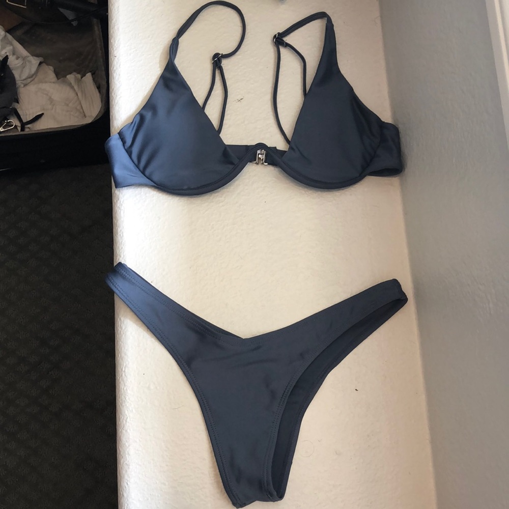Versusa Women’s Triangle Bathing suit